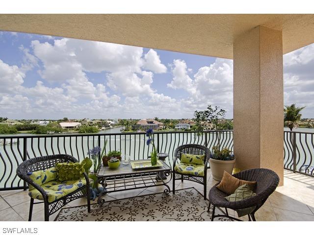 10620 Gulf Shore Dr. #402, Naples, FL 34108