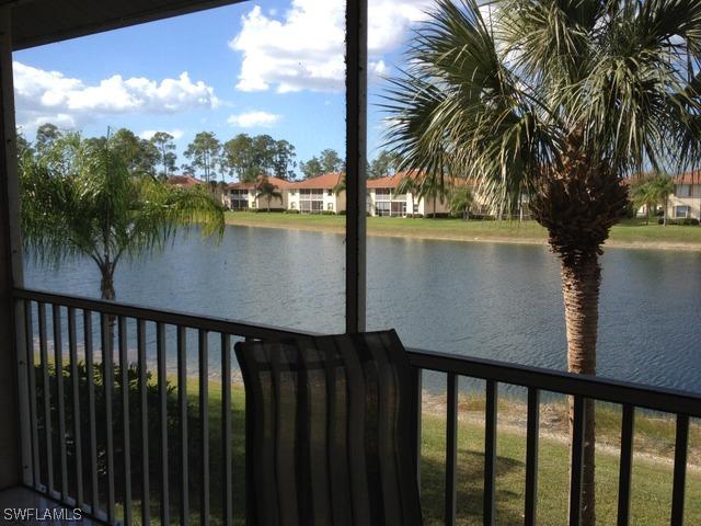 290 Robin Hood Cir. #202, Naples, FL 34104