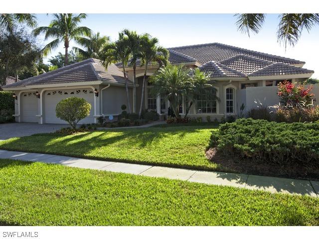 2358 Cheshire Ln., Naples, FL 34109