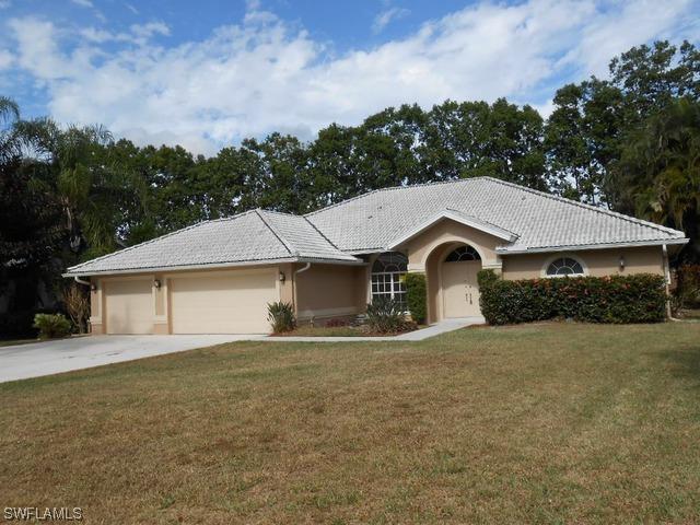 488 Henley Dr., Naples, FL 34104