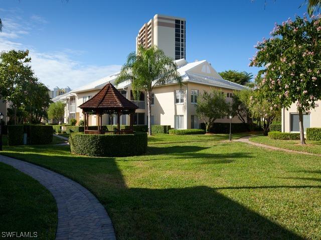 5805 Glencove Dr. #704, Naples, FL 34108