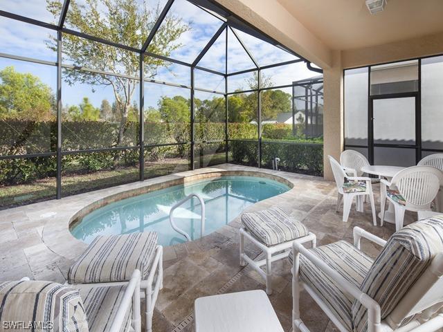 1410 Serrano Cir., Naples, FL 34105