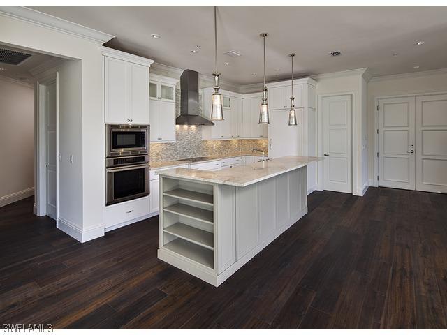 750 11th St. #TWO SOUTH, Naples, FL