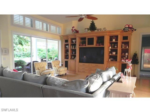 762 Lynnmore Ln., Naples, FL 34108