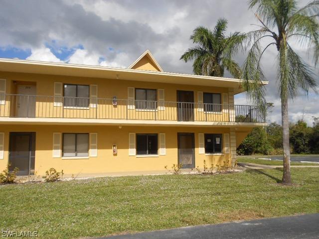 1211 Rosemary Ct., Naples, FL