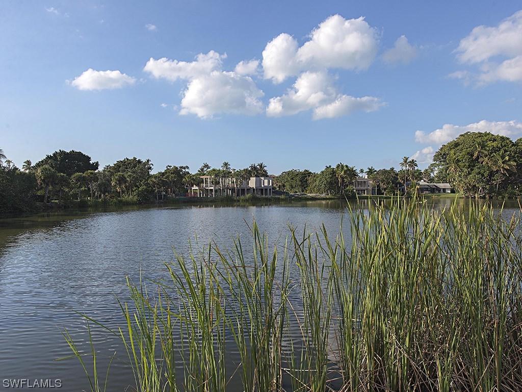 205 South Lake Dr., Naples, FL 34102