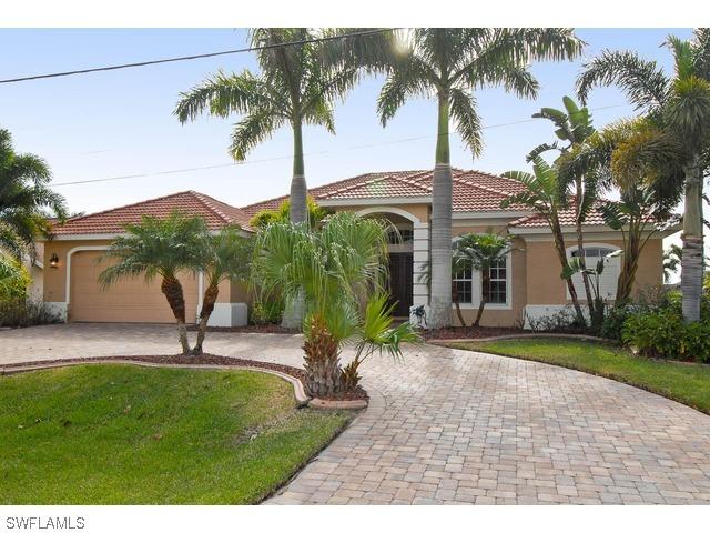 2712 48th Ter., Cape Coral, FL 33914