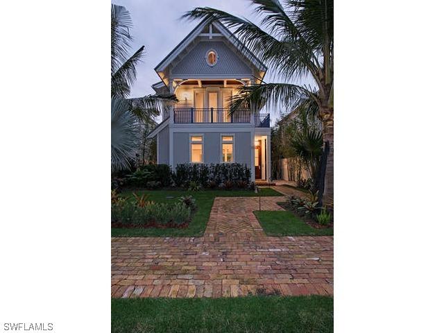 52 6th St., Naples, FL 34102