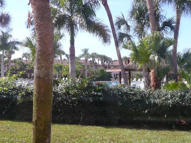 3805 Snowflake Ln., Naples, FL