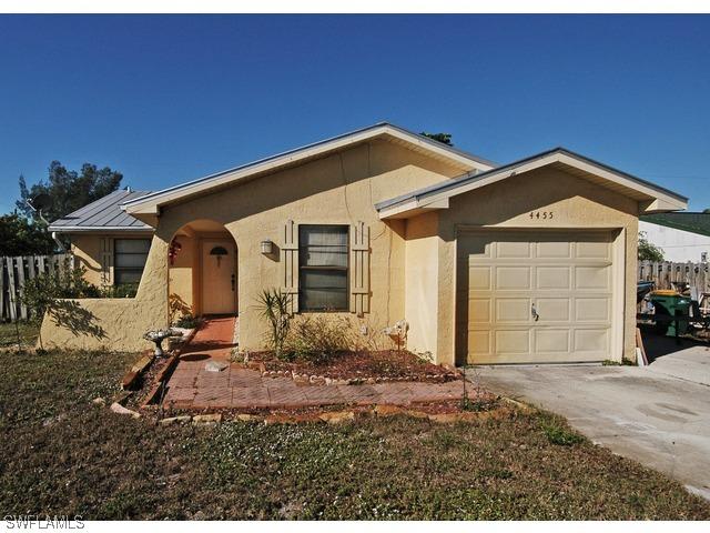 4455 Alhambra Cir., Naples, FL 34103