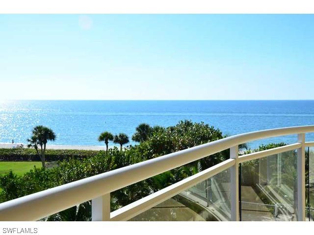 11125 Gulf Shore Dr. #301, Naples, FL 34108