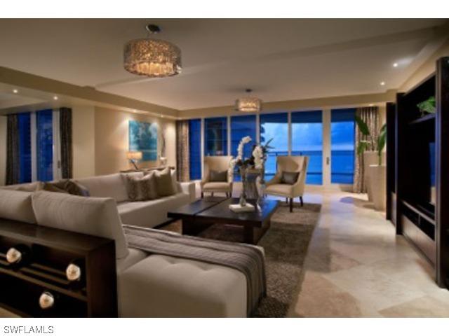 11125 Gulf Shore Dr. #801, Naples, FL 34108