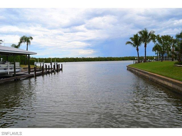 660 Randy Ln., Fort Myers Beach, FL 33931