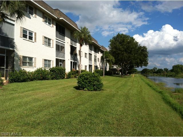 5435 Rattlesnake Hammock Rd. #E-107, Naples, FL