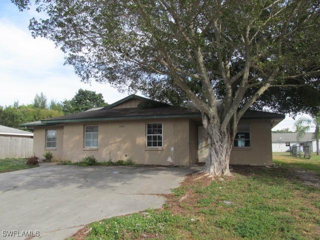 2900 Tropicana Blvd., Naples, FL 34116