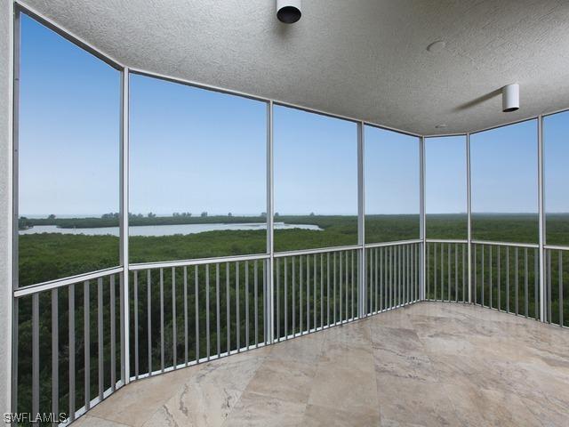 265 Indies Way Way #705, Naples, FL 34110