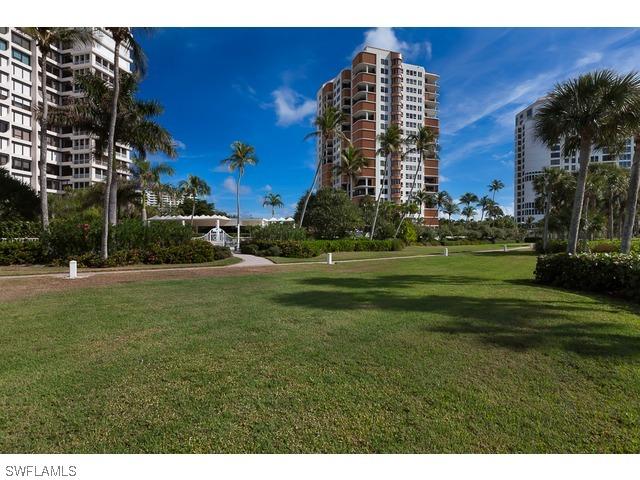 4251 Gulf Shore Blvd. #8B, Naples, FL