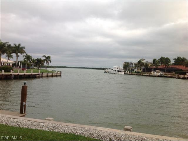 1471 Firwood Ct., Marco Island, FL