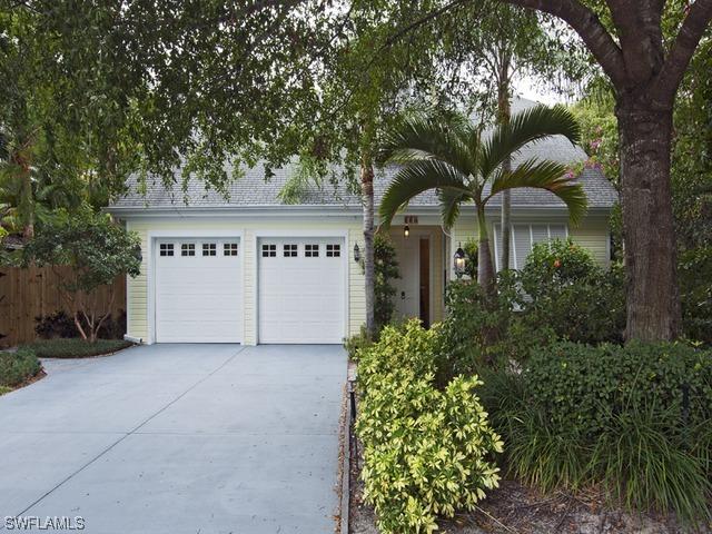 663 7th St., Naples, FL 34102
