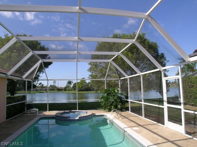 925 Marble Dr., Naples, FL 34104