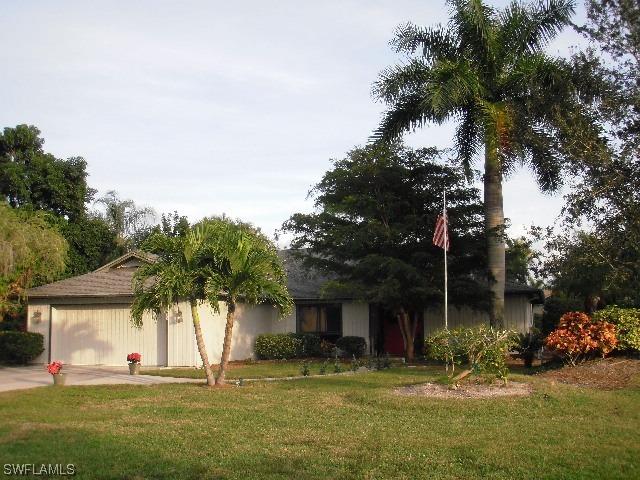 2200 Majestic Ct., Naples, FL