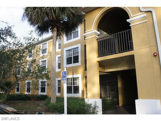 7915 Preserve Cir. #213, Naples, FL 34119