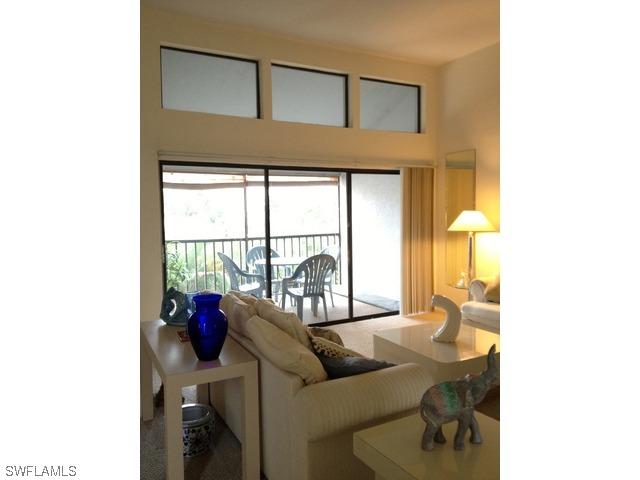 586 Beachwalk Cir. #0-305, Naples, FL