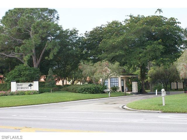 15200 Cedarwood Ln. #B-201, Naples, FL