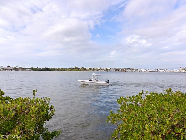 1140 Little Neck Ct. #D 38, Naples, FL