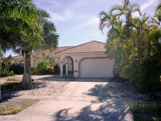 1563 Galleon Ave., Marco Island, FL 34145