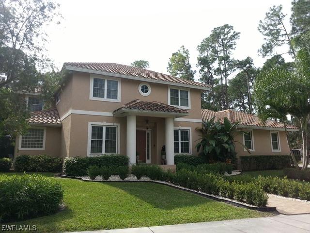 5574 Dogwood Way, Naples, FL 34116