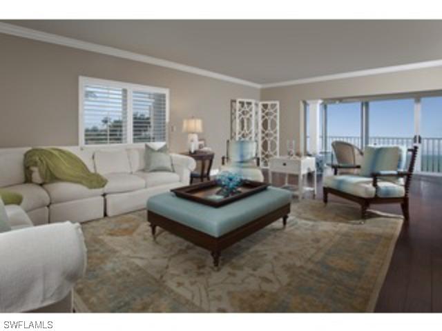 3401 Gulf Shore Blvd. #303, Naples, FL 34103