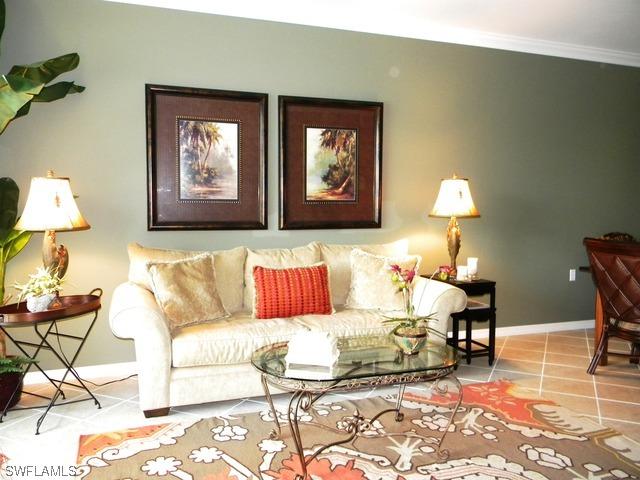 3989 Bishopwood Ct. #104, Naples, FL 34114