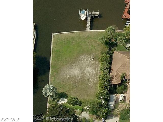 3980 Riverside Dr., Fort Myers, FL