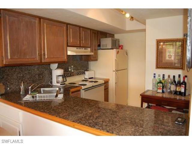 600 Neapolitan Way #457, Naples, FL 34103