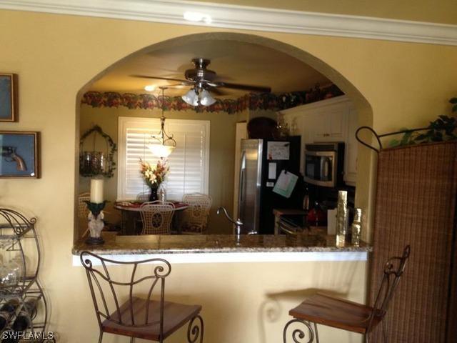 675 Saratoga Cir. #J-202, Naples, FL