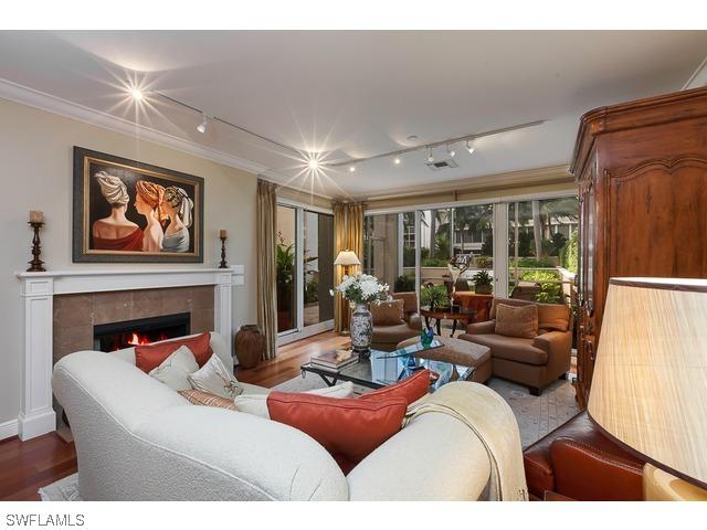 7087 Pelican Bay Blvd. #V12, Naples, FL 34108