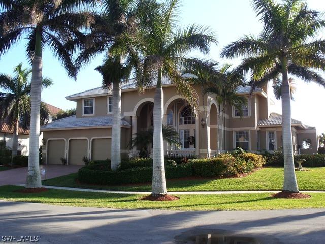 645 Rockport Ct., Marco Island, FL