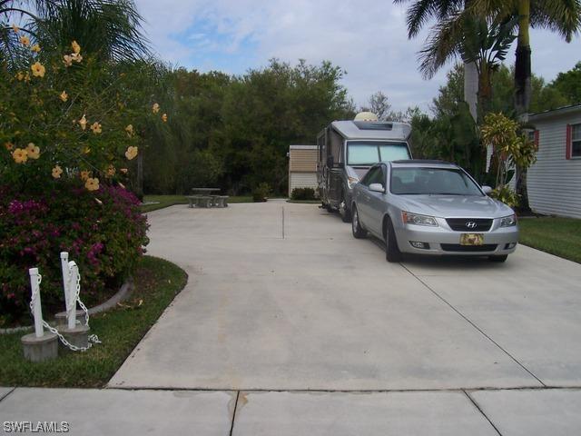 1044 Diamond Lake Cir., Naples, FL