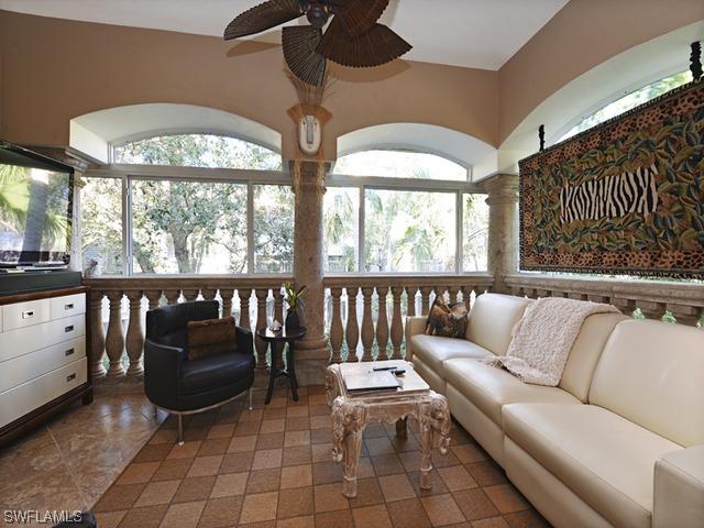 650 Via Mezner #502, Naples, FL