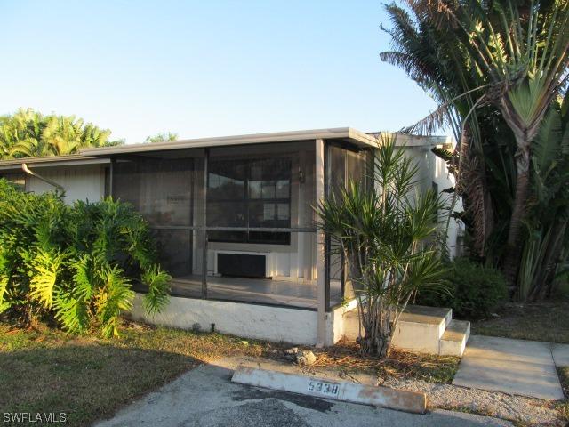 5338 Treetops Dr., Naples, FL 34113