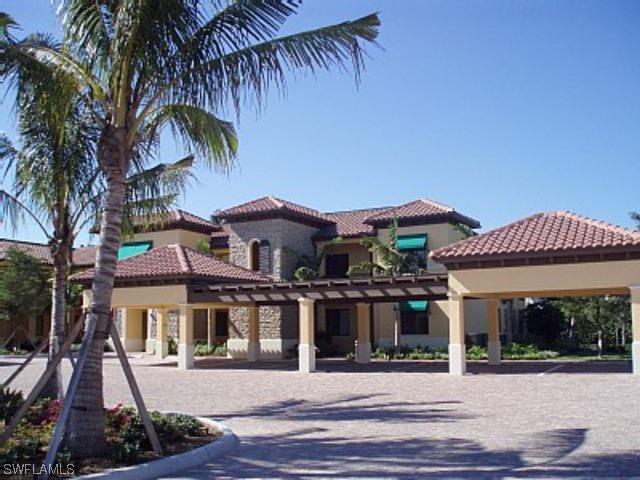 1045 Sandpiper St. #103, Naples, FL