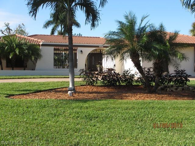 4255 Belair Ln., Naples, FL 34103