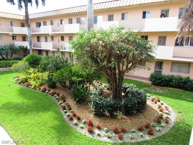 1100 Gulf Shore Blvd. #211, Naples, FL