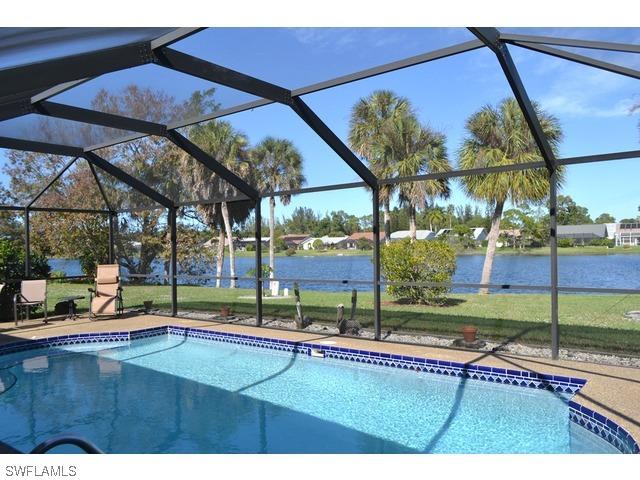 1460 Monarch Cir., Naples, FL