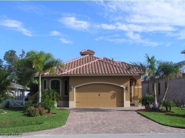 577 96th Ave., Naples, FL