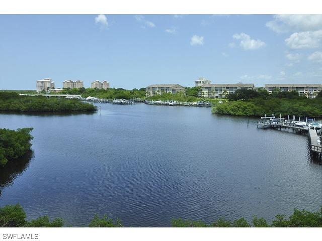 420 Cove Tower Dr. #404, Naples, FL 34110