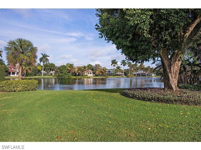542 Palm Cir., Naples, FL