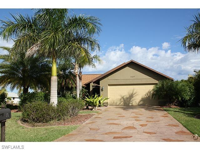 1107 42nd Ter., Cape Coral, FL 33914