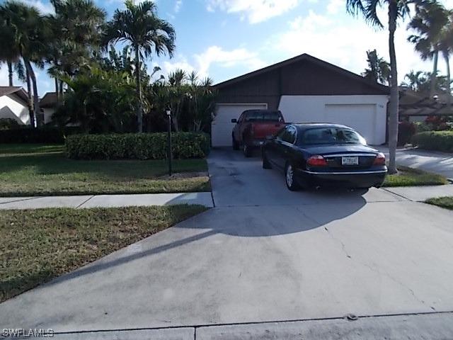 190 Round Key Cir. #G25, Naples, FL